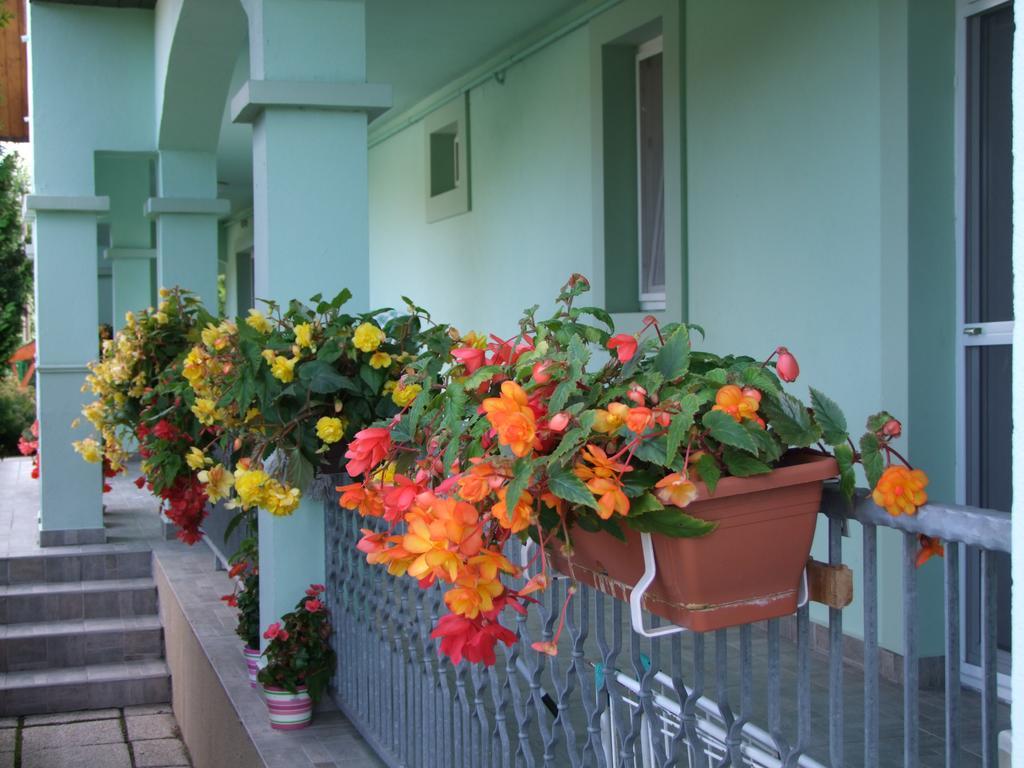Rajna Apartmanház Bogács Exterior foto
